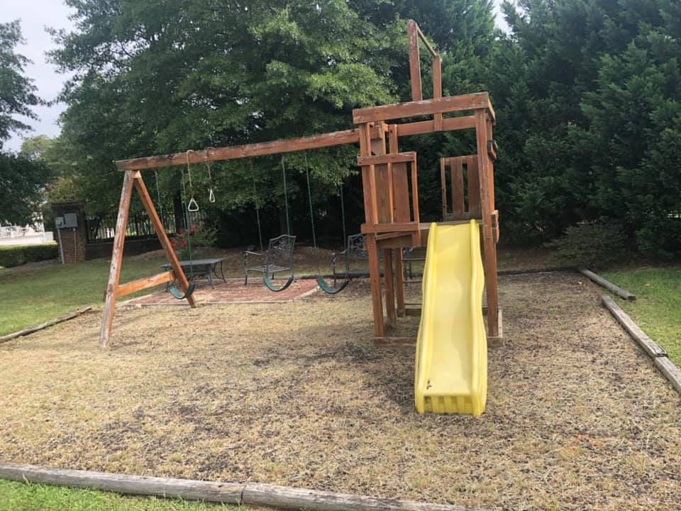 Unsafe play set removal c&l junk removal
