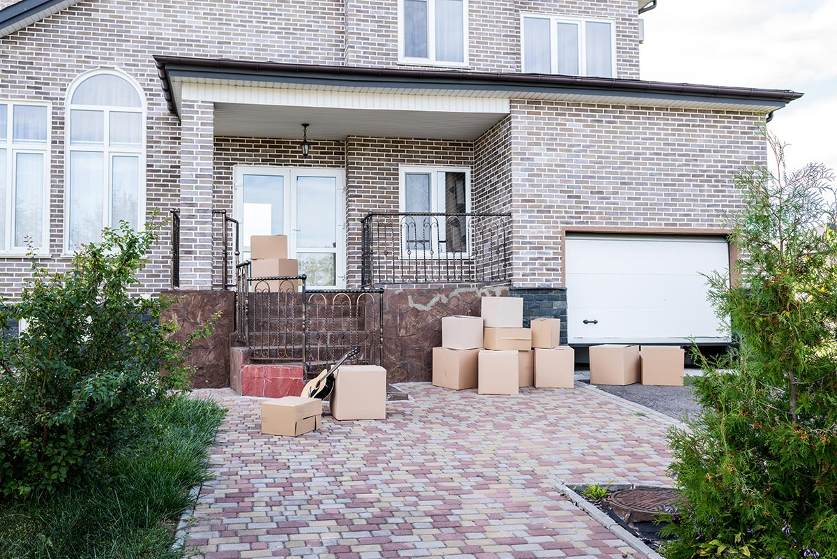 Expert Estate Cleanout in Woodbridge VA | C&L Junk Removal